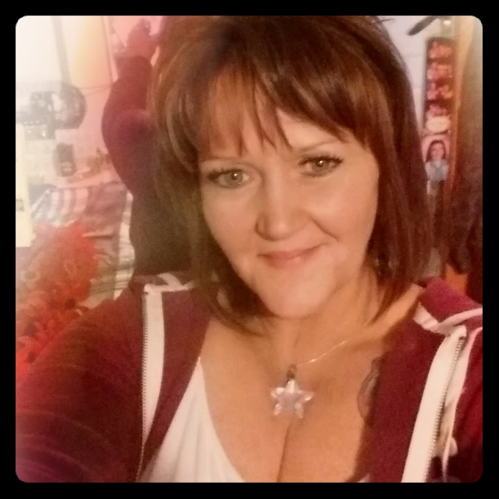 Meet your Posher, Kelly ann